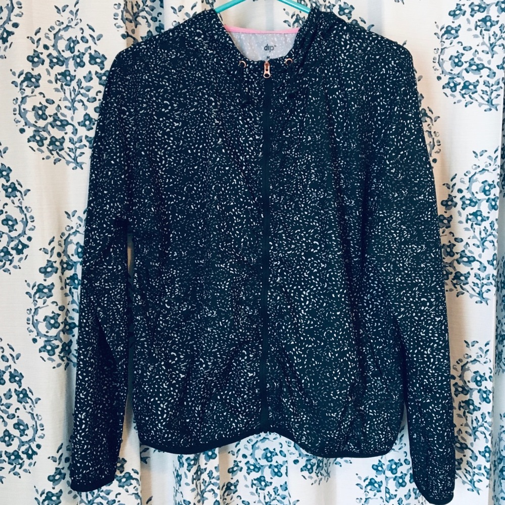 full zip windbreaker